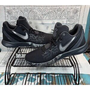 NEW Nike Kyrie Flytrap II Black Basketball Shoes Sneakers AO4436-009 Mens Sz 11